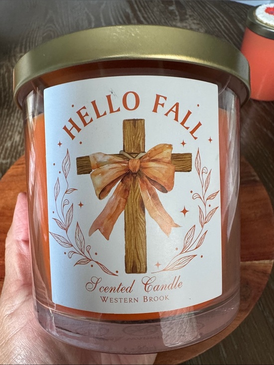 Western Brook Other - "Hello Fall" Cinnamon Scented Candle 12.5 oz